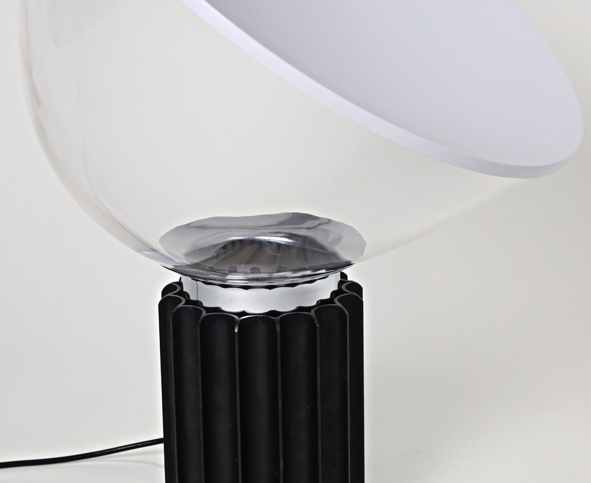 Taccia Table Lamp | Achille and Pier Giacomo Castiglioni Replica - The Feelter