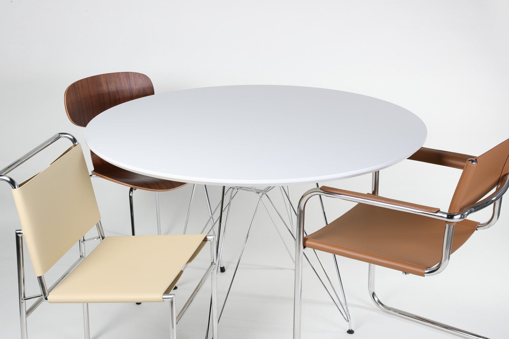 Retro Dining Table - The Feelter