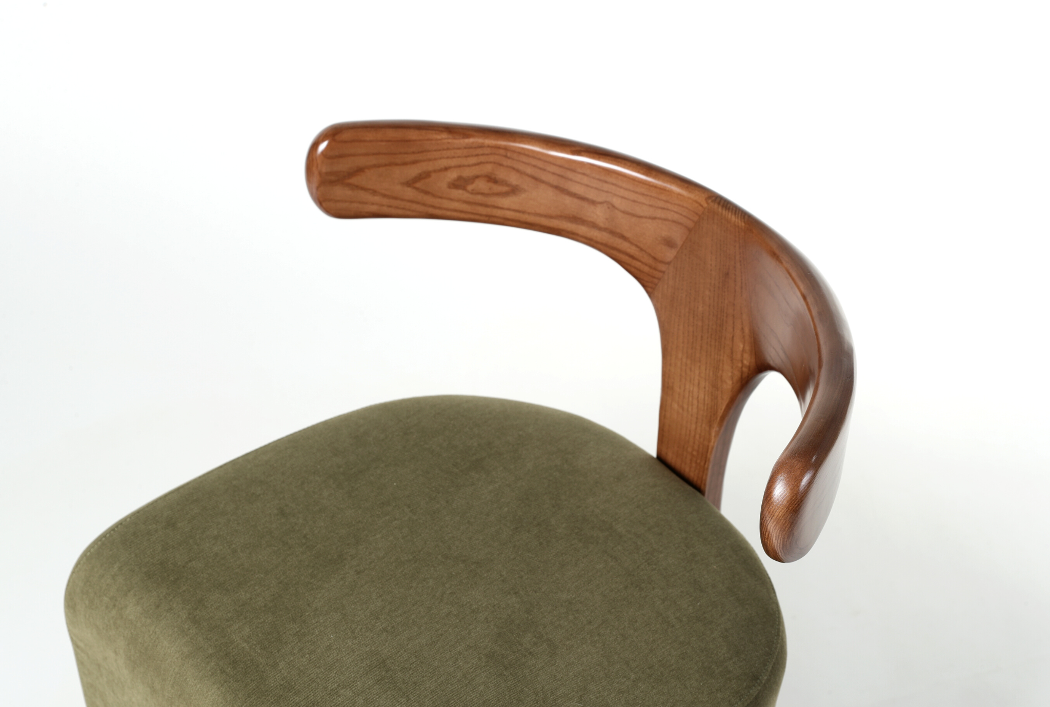 MID-CENTURY FURNITURE | replica Moby Dick armchair