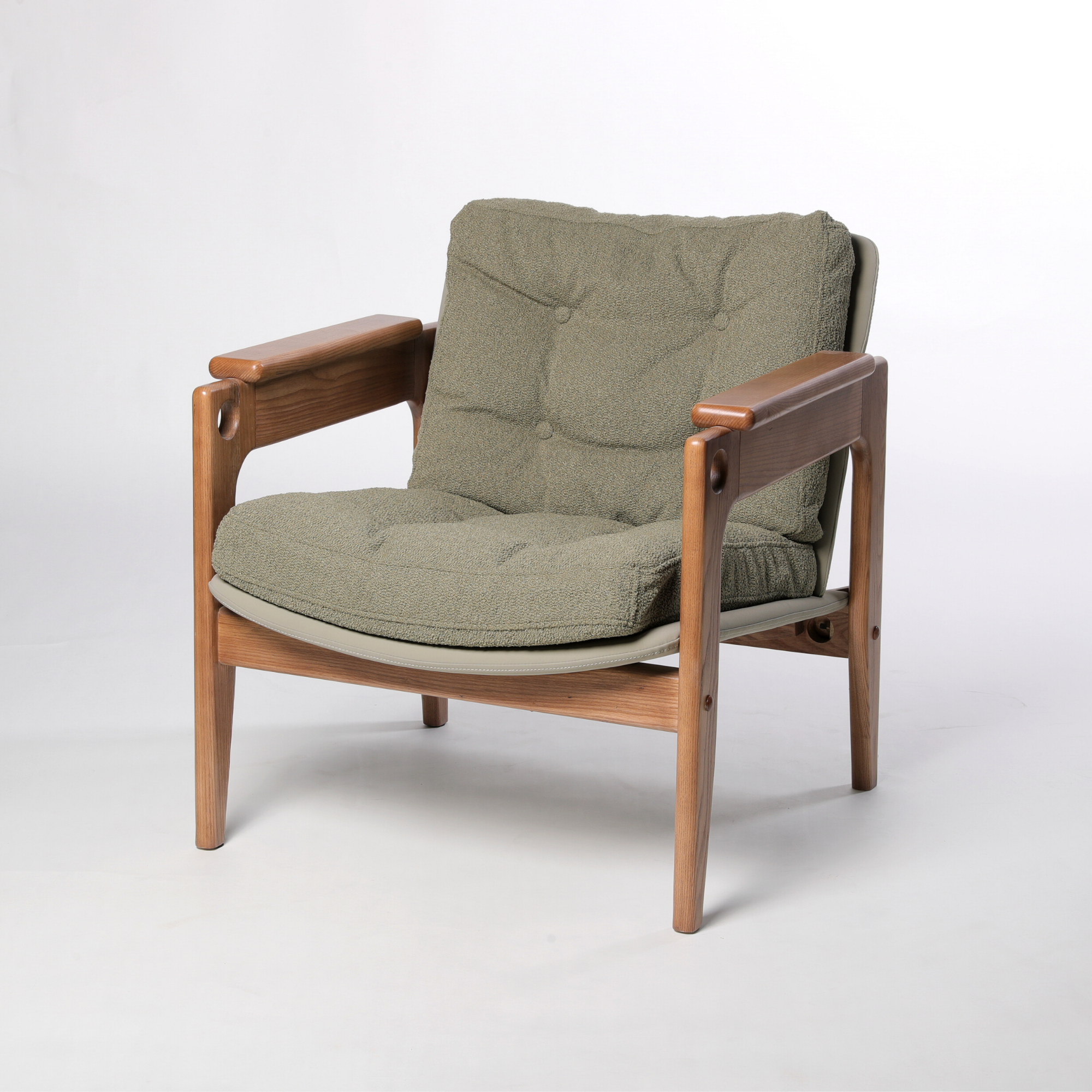 Replica Renata Lounge Chair