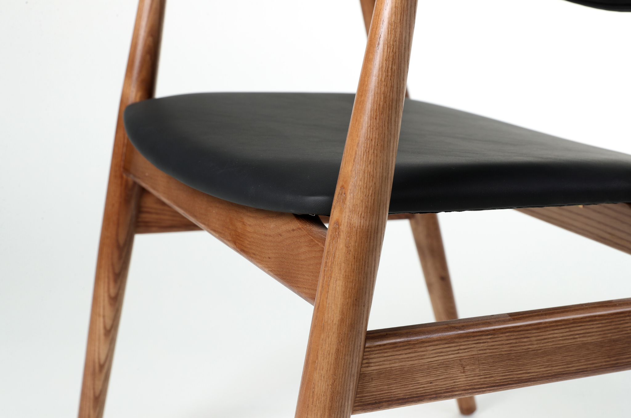 Mid Century Furniture | replica GM11 Dining Chair