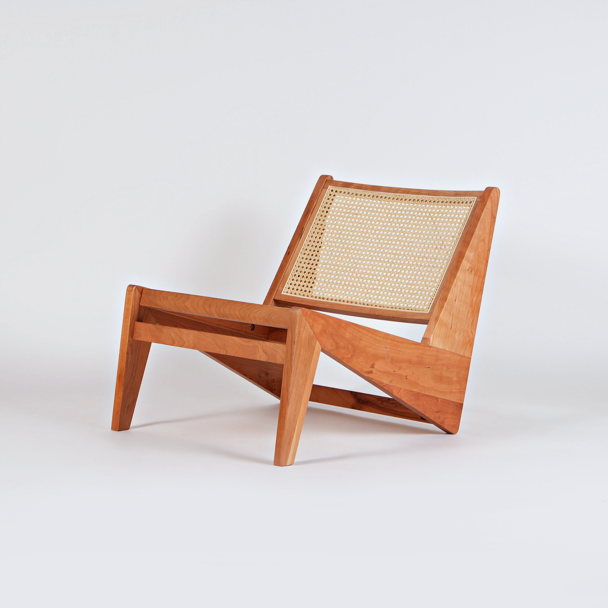 Replica Pierre Jeanneret Kangaroo Chair
