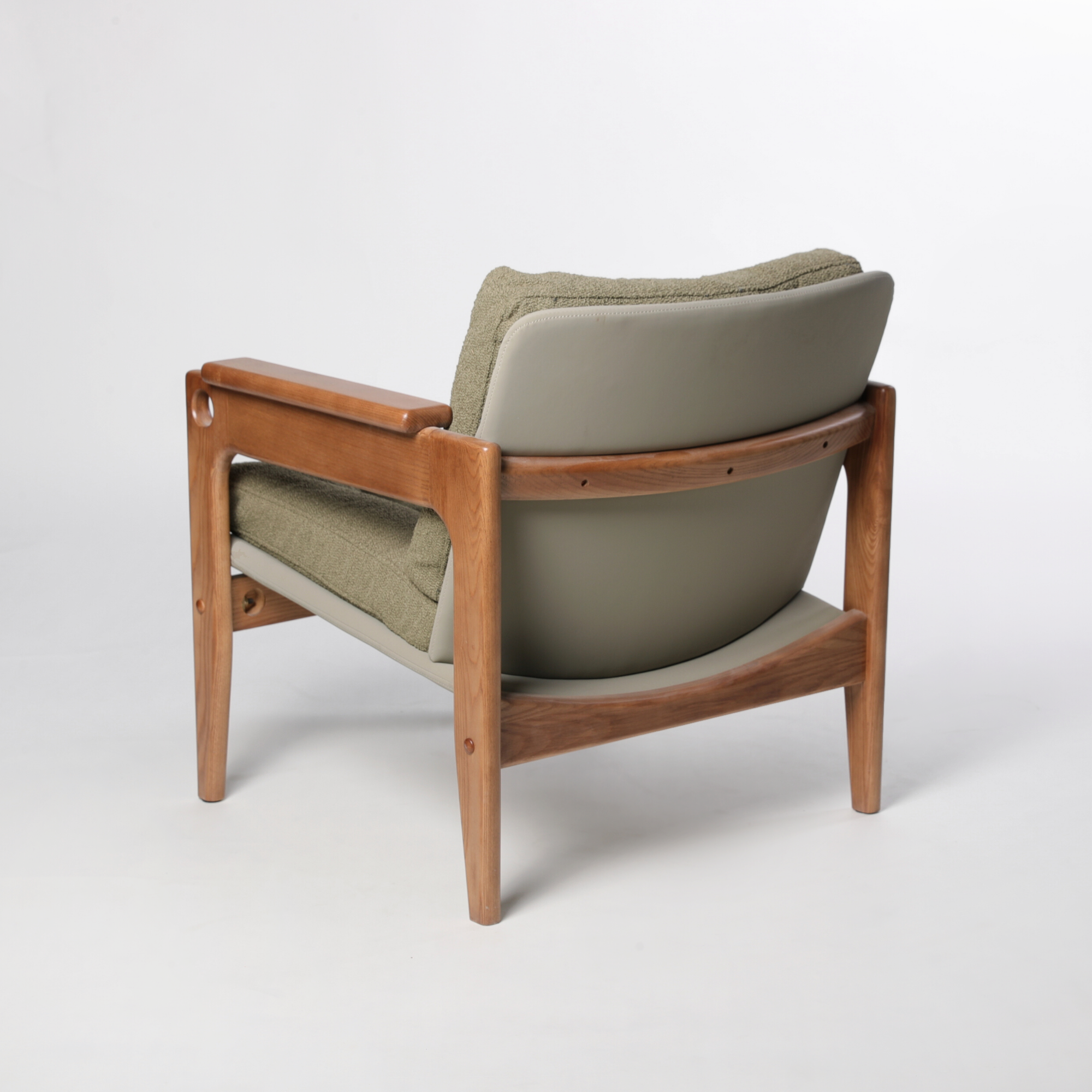 Renée Lounge Chair - The Feelter