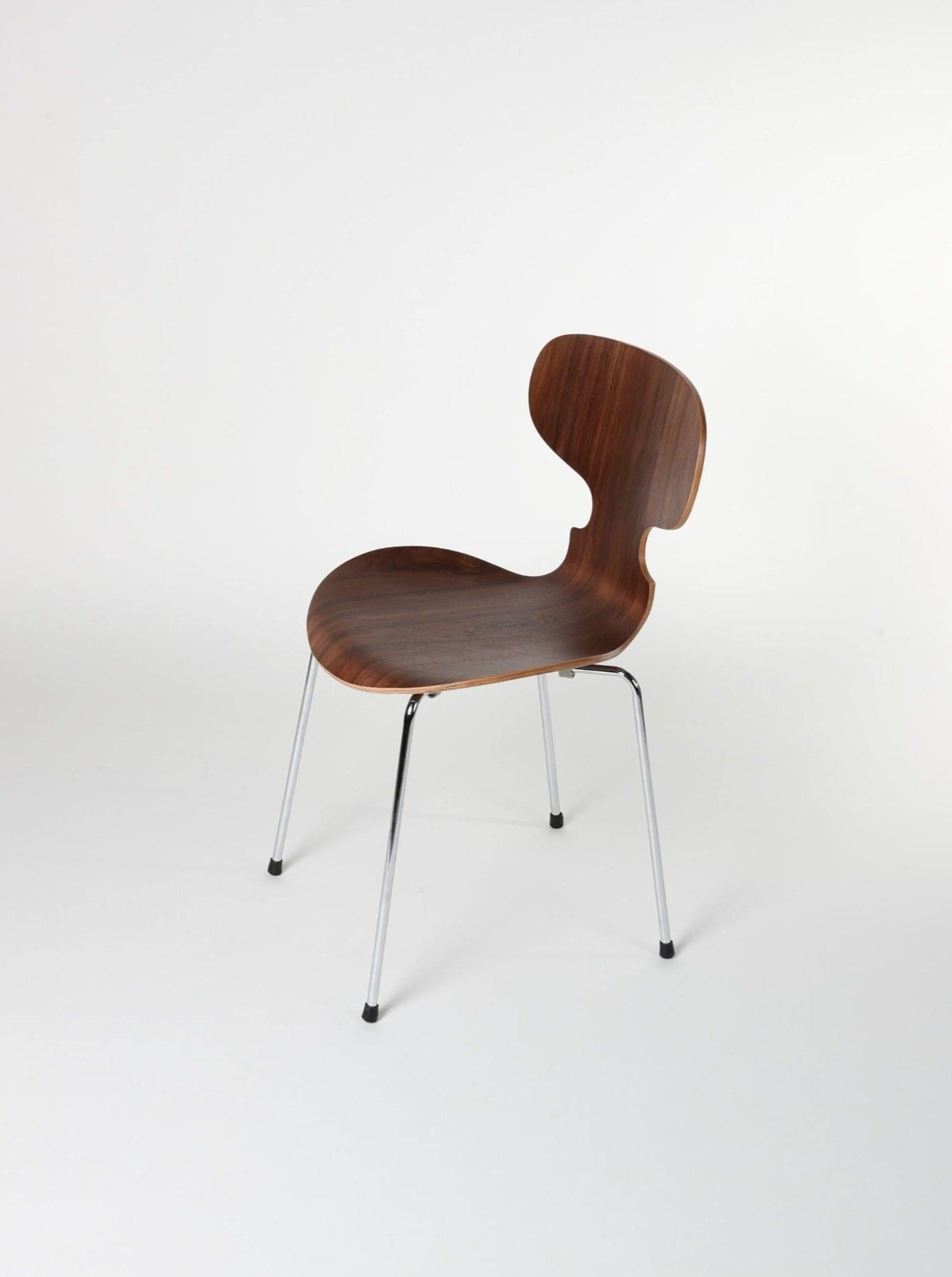 Ant Chair | Arne Jacobsen Replica - The Feelter