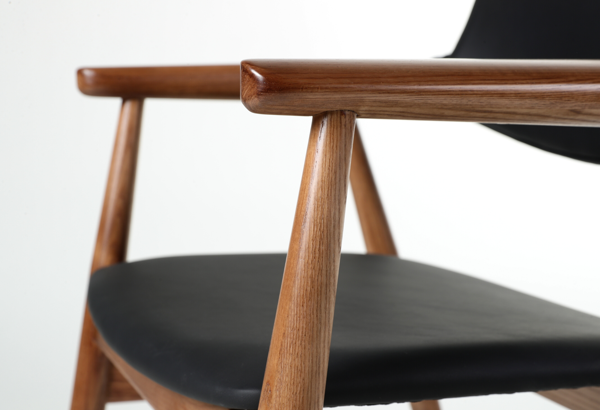Mid Century Furniture | replica GM11 Dining Chair
