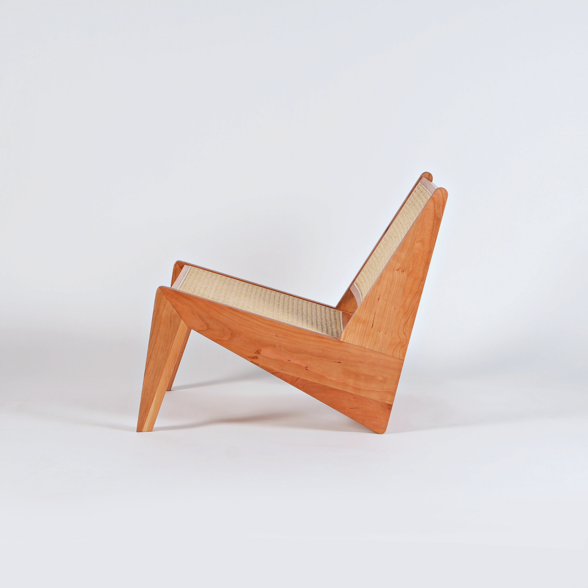 Replica Pierre Jeanneret Kangaroo Chair