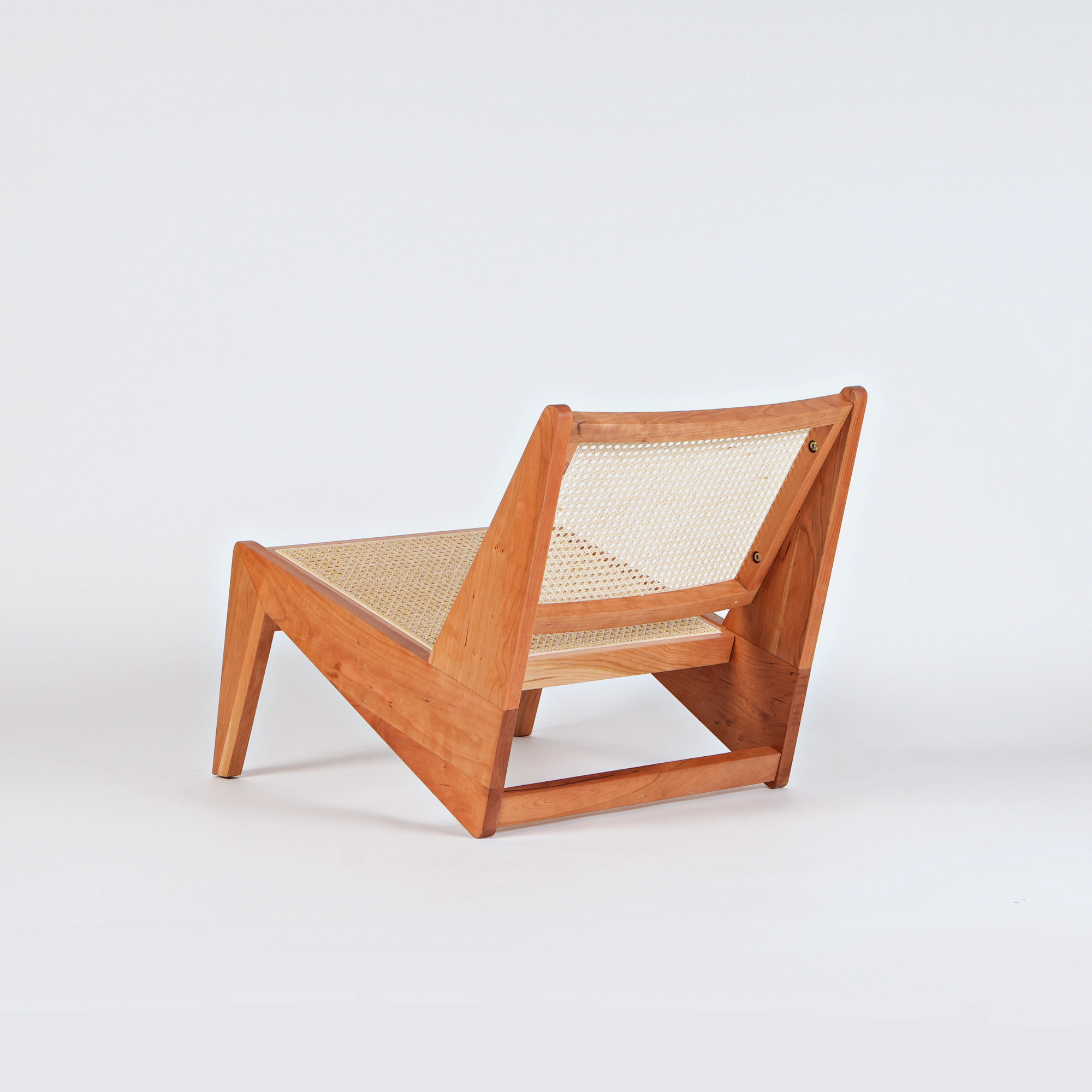 Replica Pierre Jeanneret Kangaroo Chair