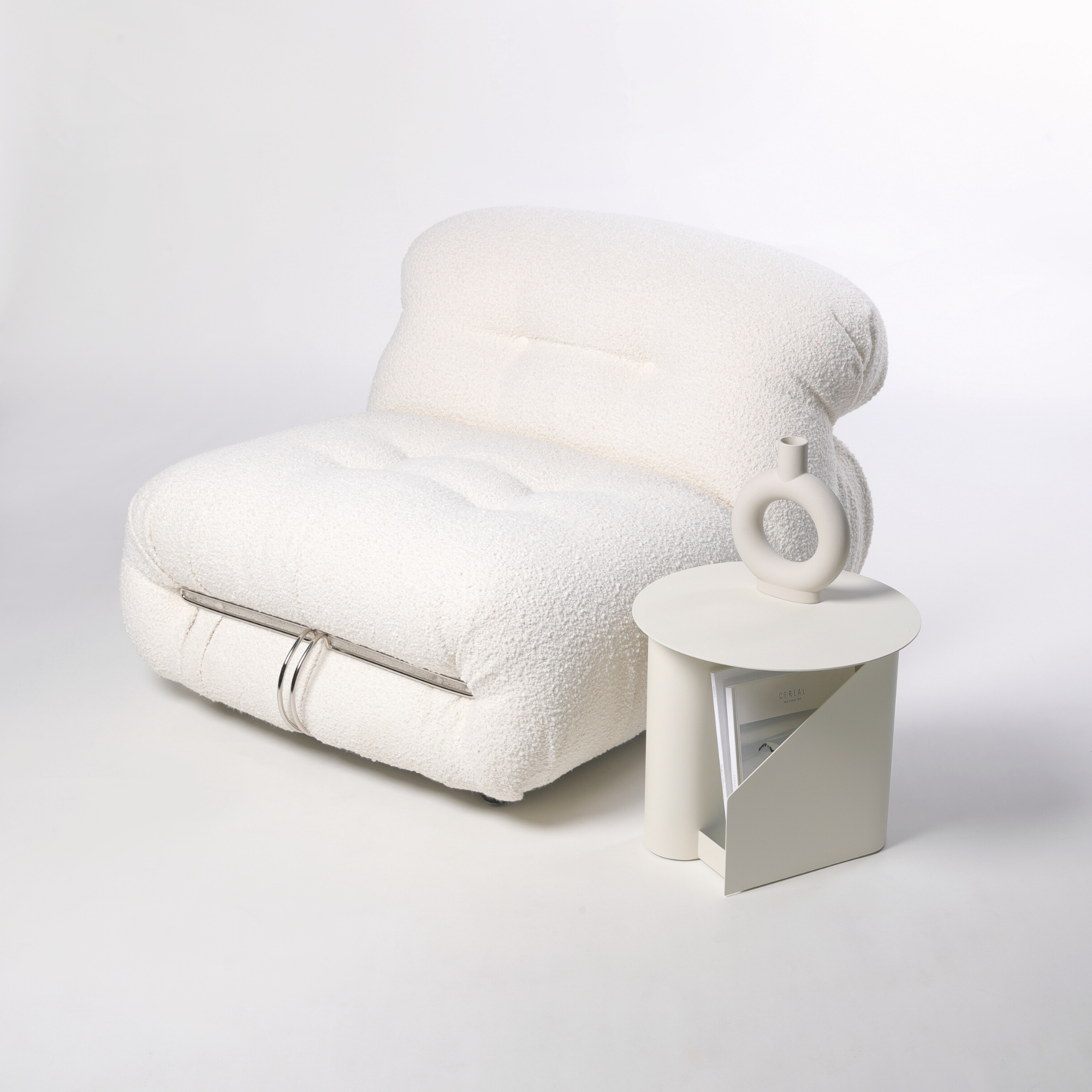 Replica Soriana lounge chair sofa by Afra and Tobia Scarpa