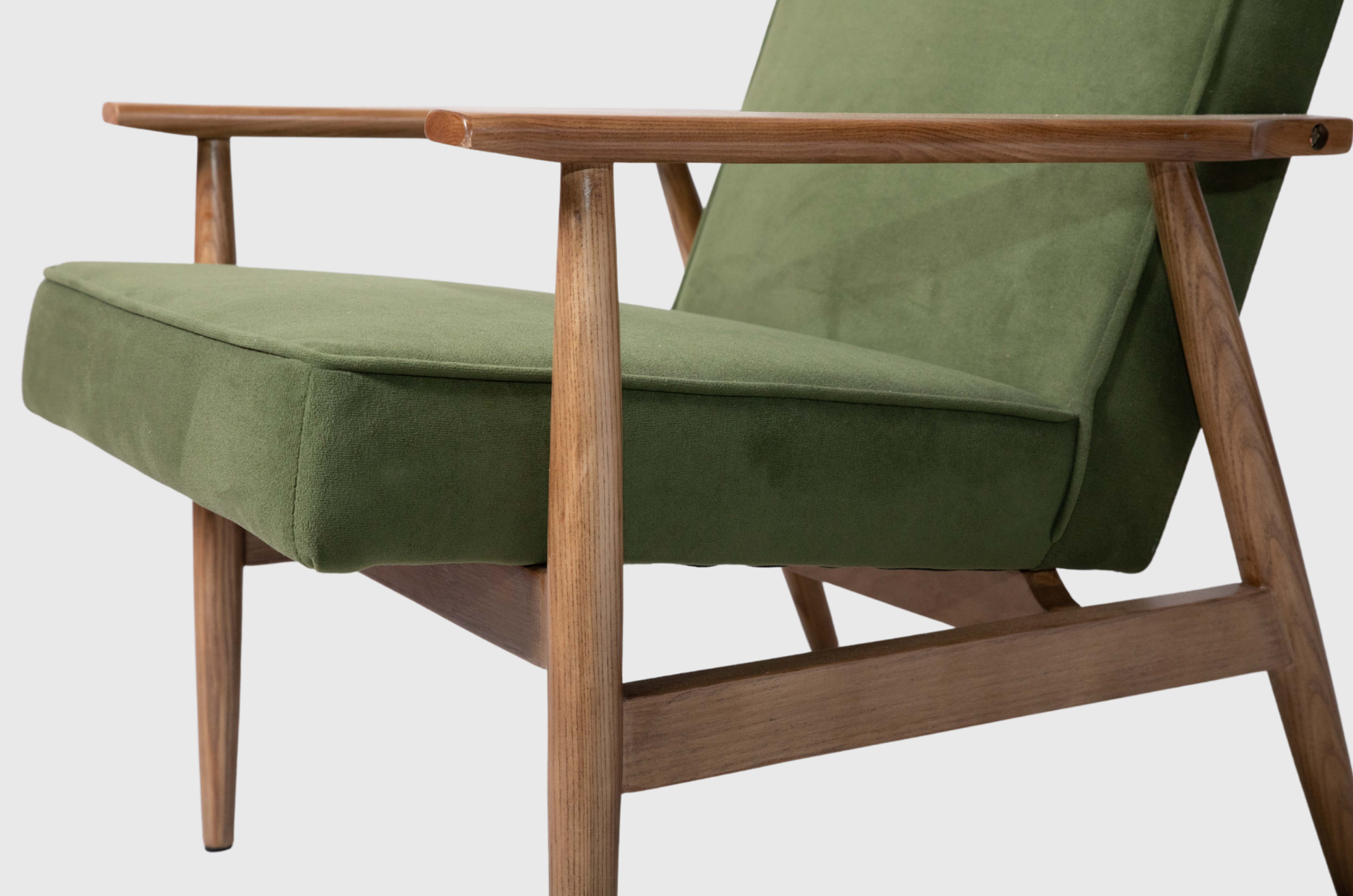 MID CENTURY FURNITURE REPLICA H.Lis Easy Armchair