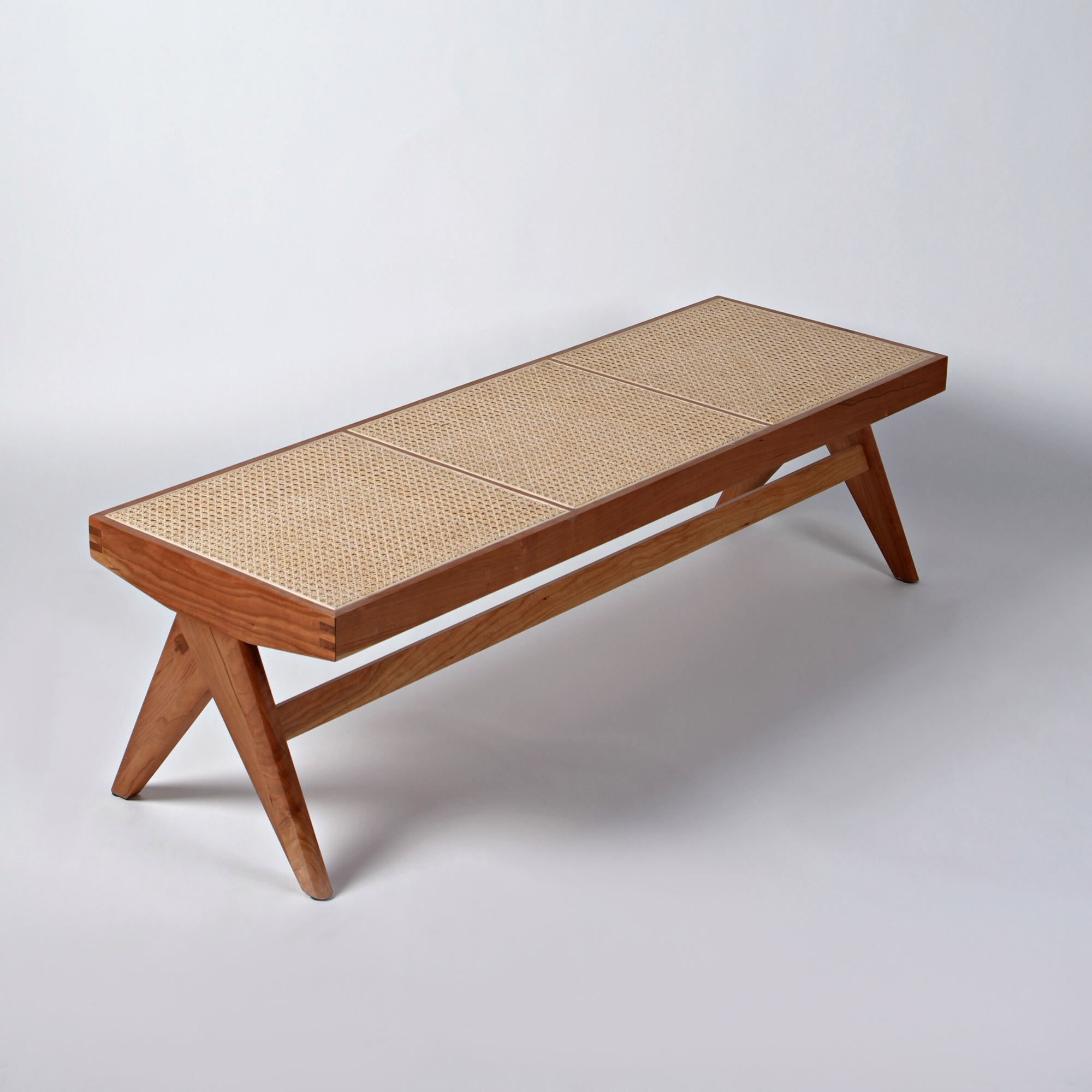 Replica Pierre Jeanneret Chandigarh Bench