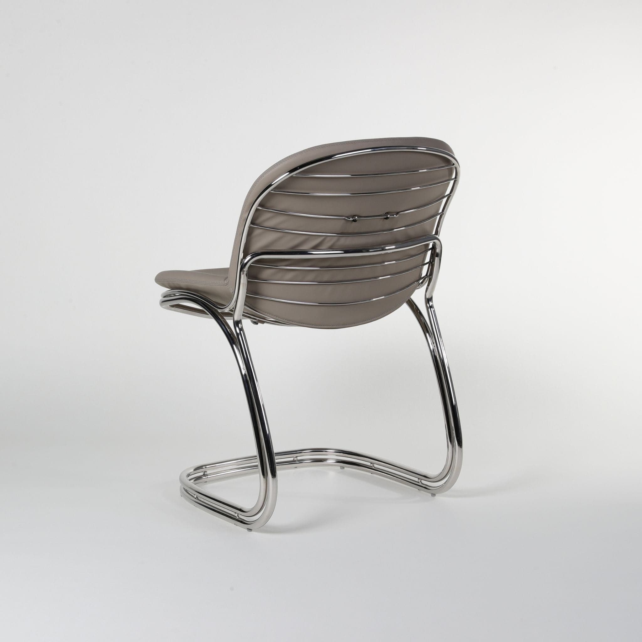 Sabrina Dining Chair | Gastone Rinaldi for RIMA | Replica - The Feelter