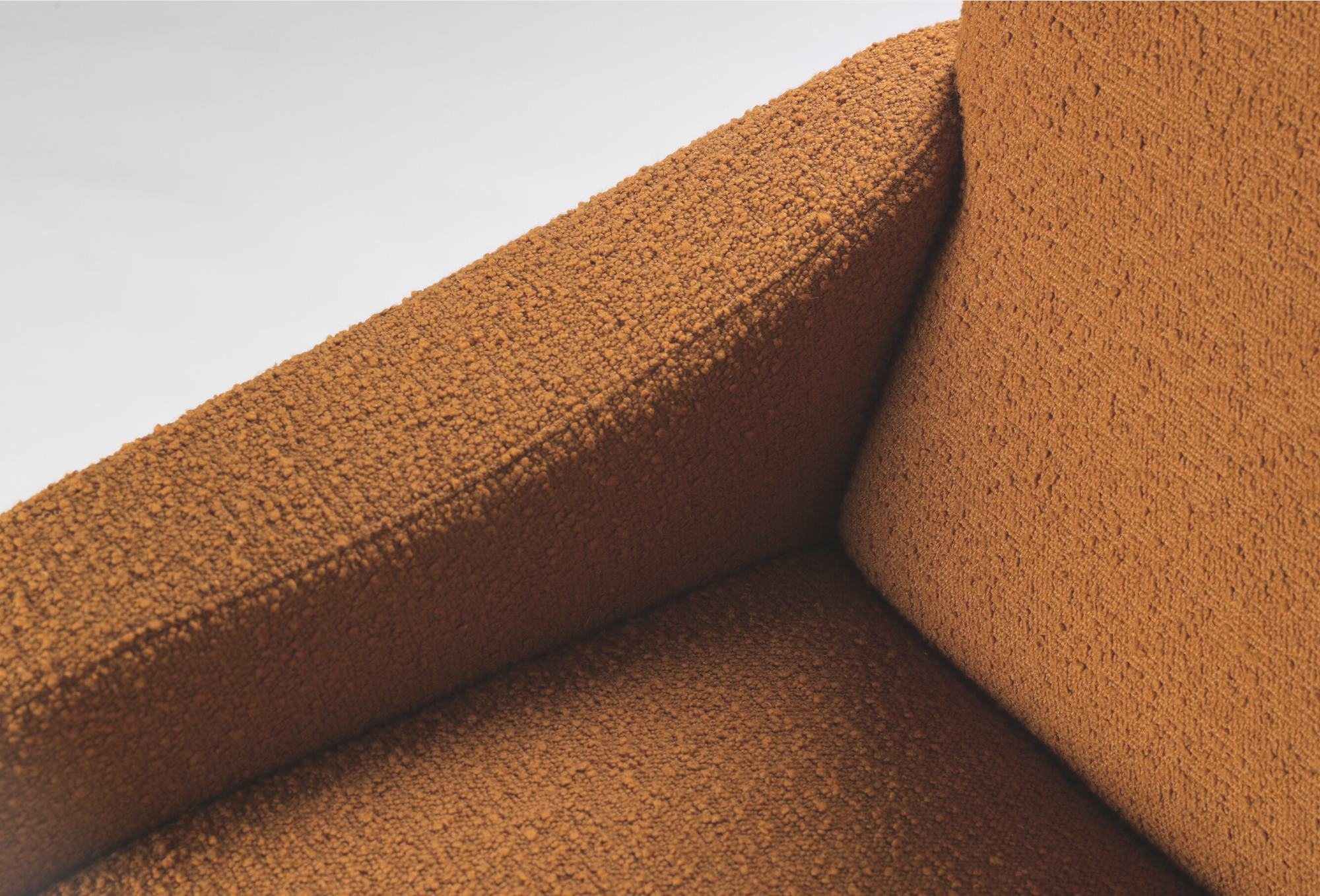 Duchess Armchair - The Feelter