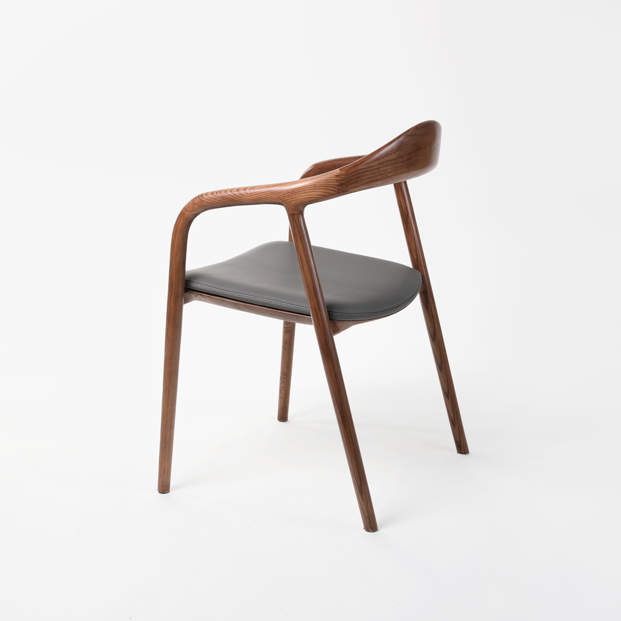 Mid Century Furniture | Neum Dining Chair