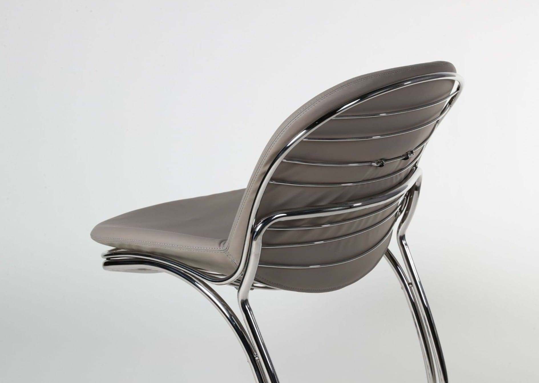 Sabrina Dining Chair | Gastone Rinaldi for RIMA | Replica - The Feelter