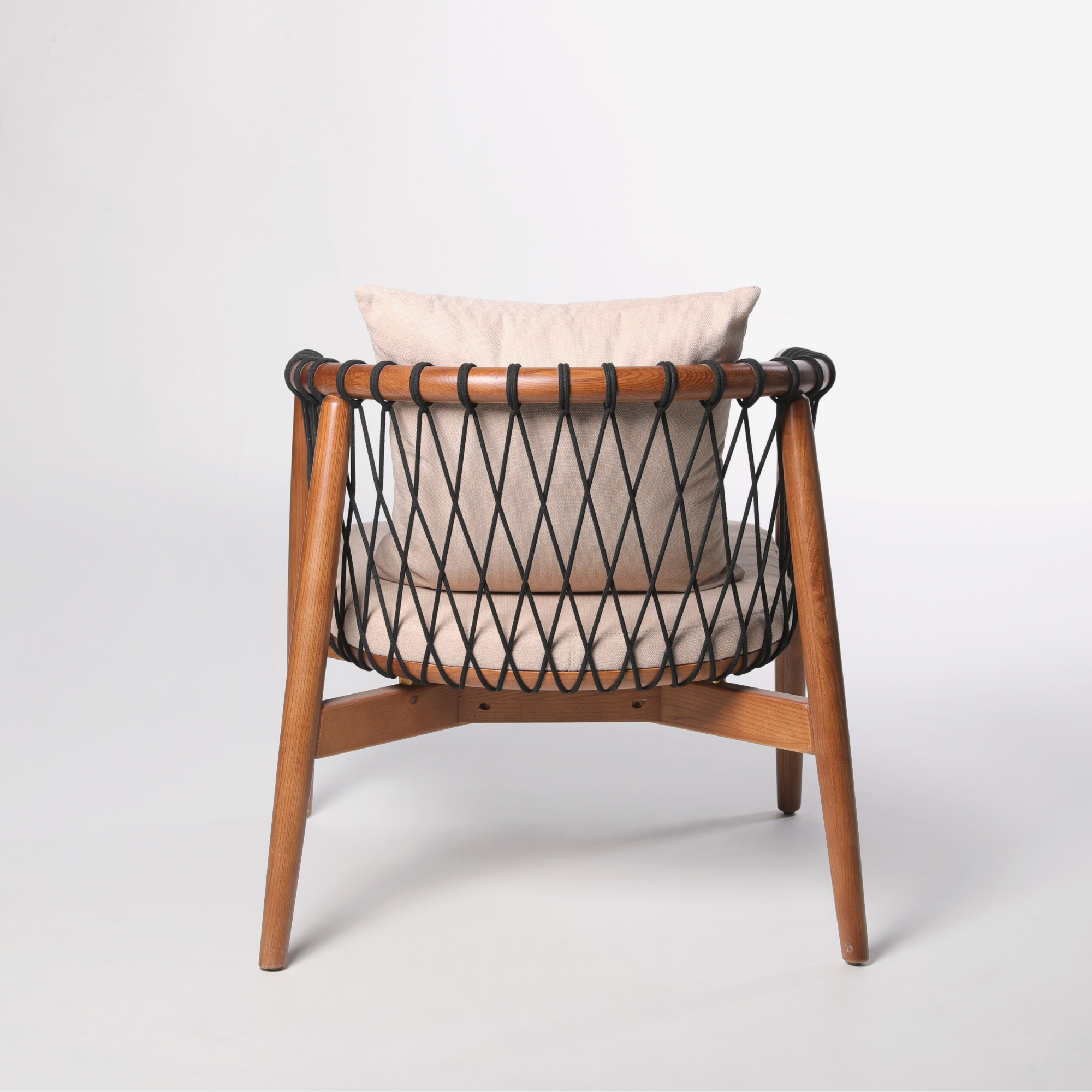 Mid Century | Basket Lounge Chair