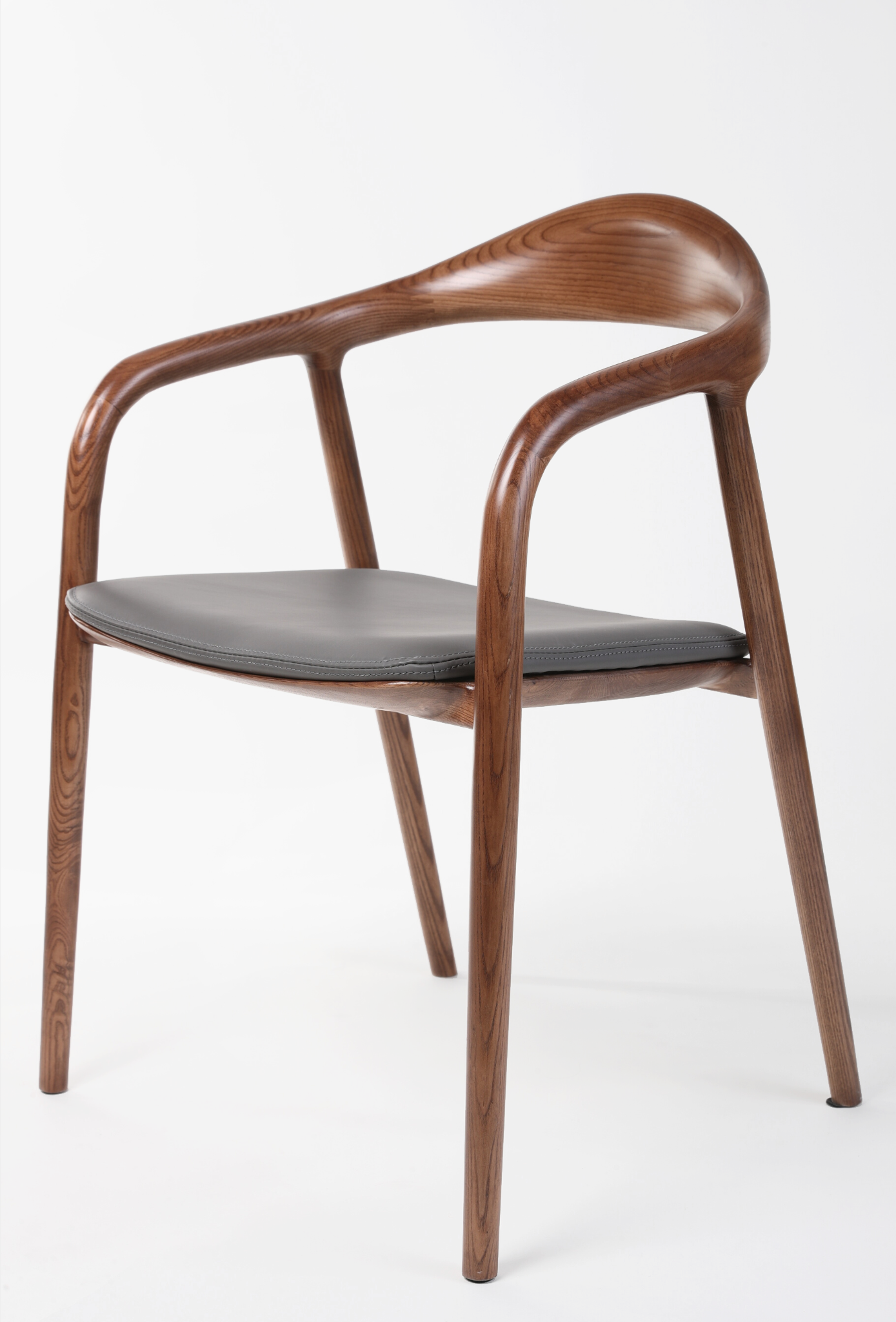 Mid Century Furniture | Neum Dining Chair