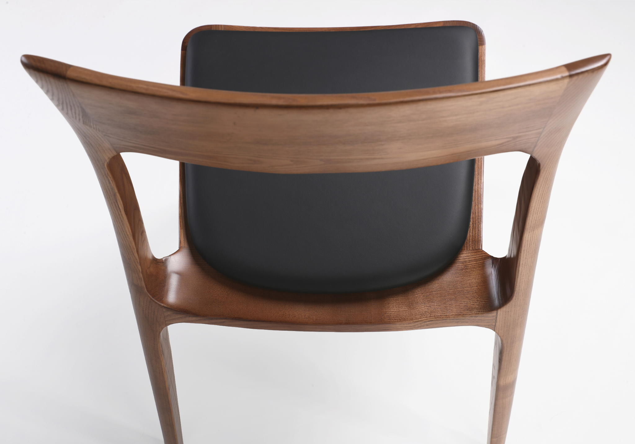 Mid Century | Sleek Dining Chair