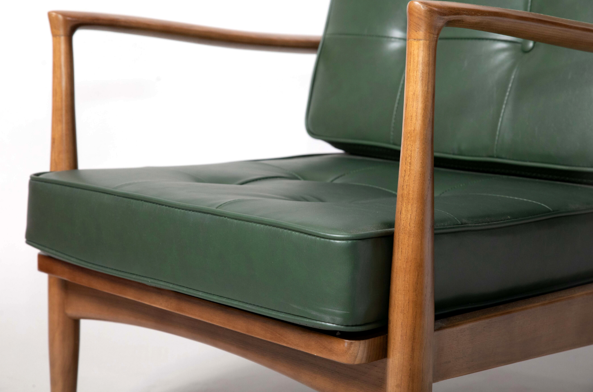 Mid-century furniture | Replica Hans Wegner CH32 Armchair