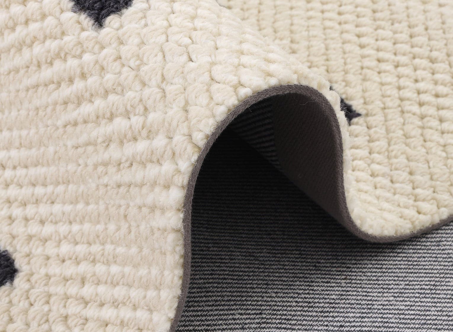 Designer Wool Rug | Blackstone