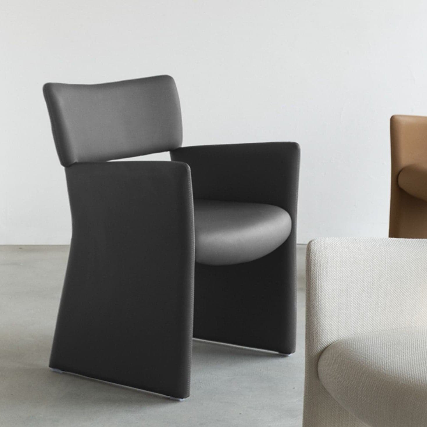 Replica Crown Easy Chair