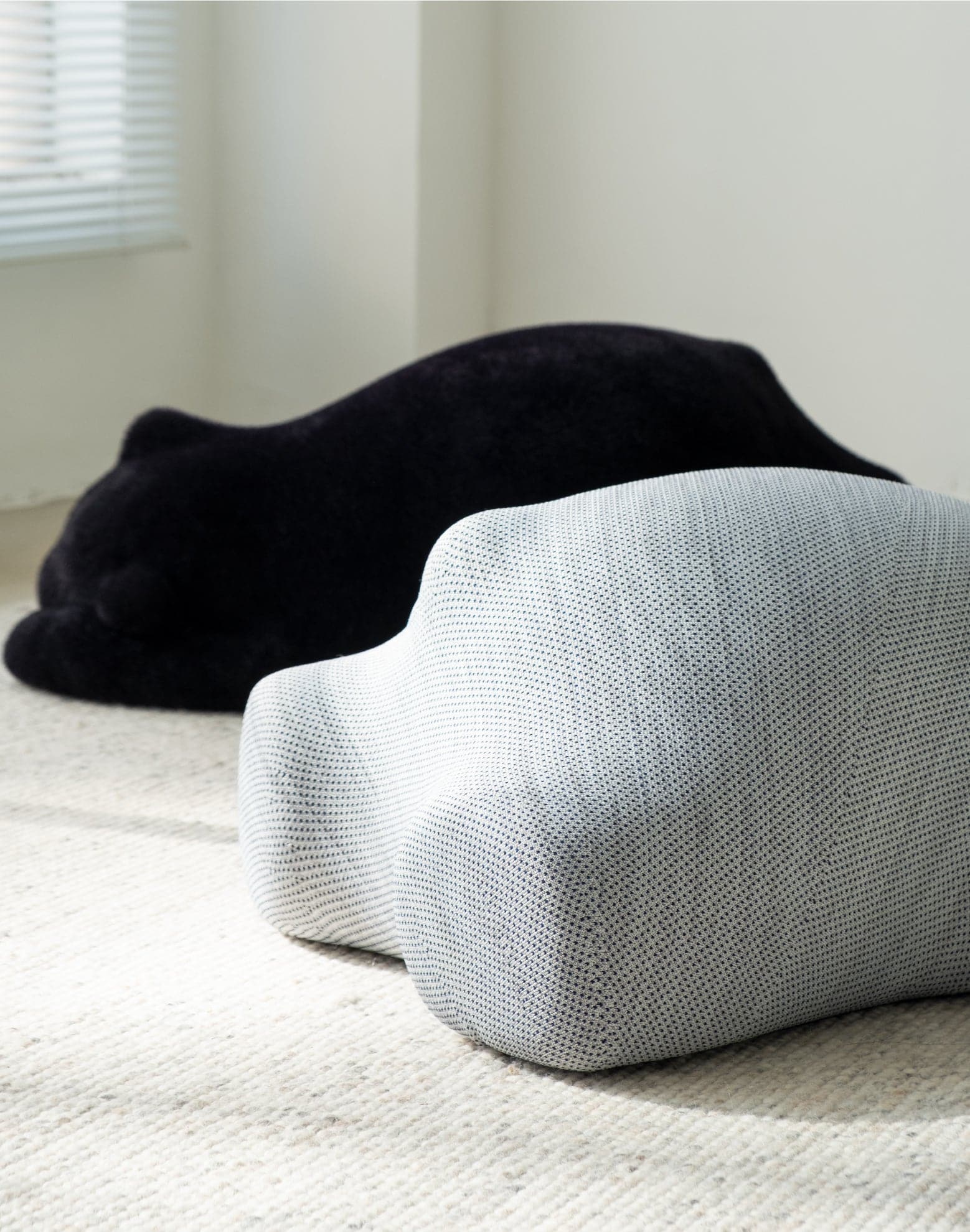 Ours Endormi Floor Cushion