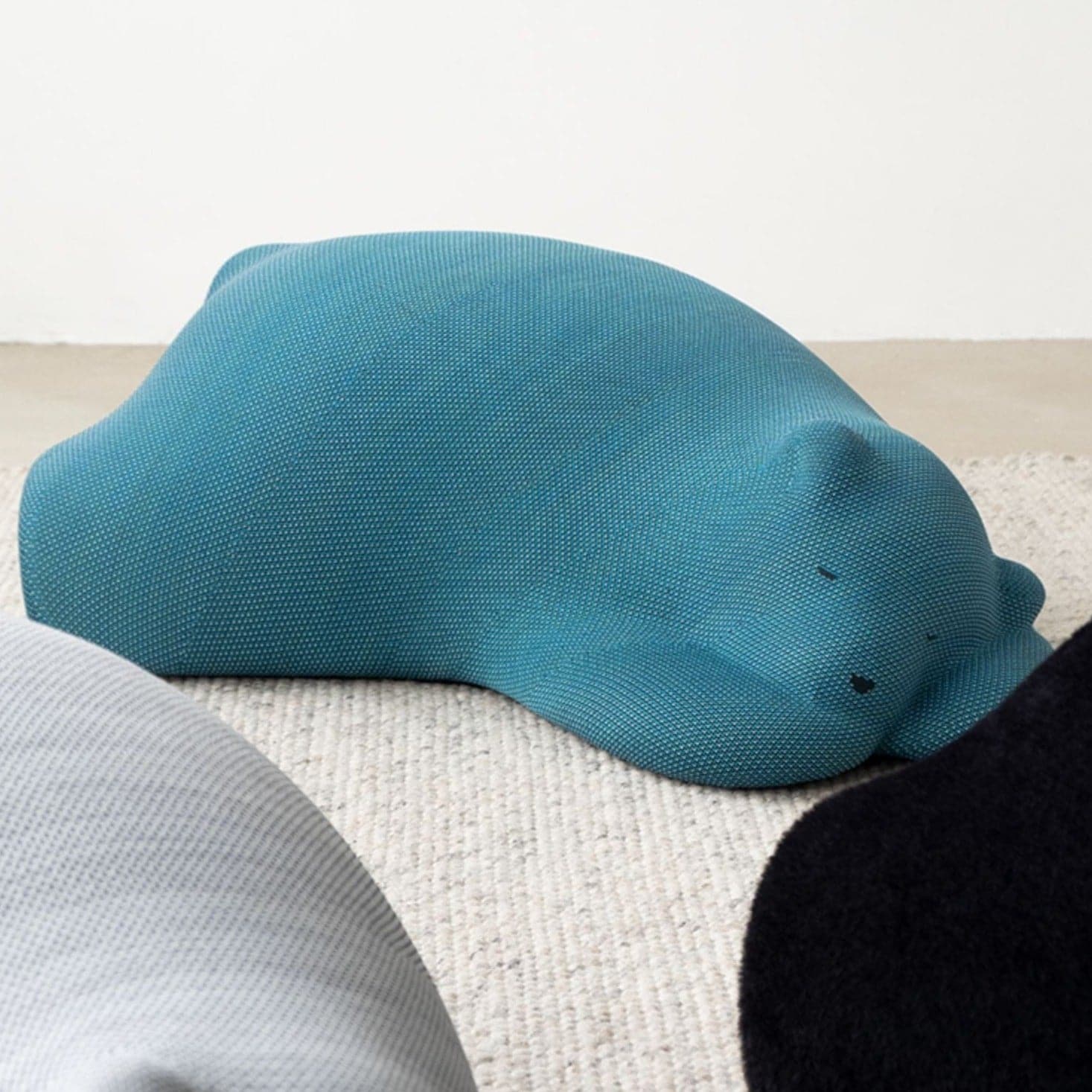 Ours Endormi Floor Cushion