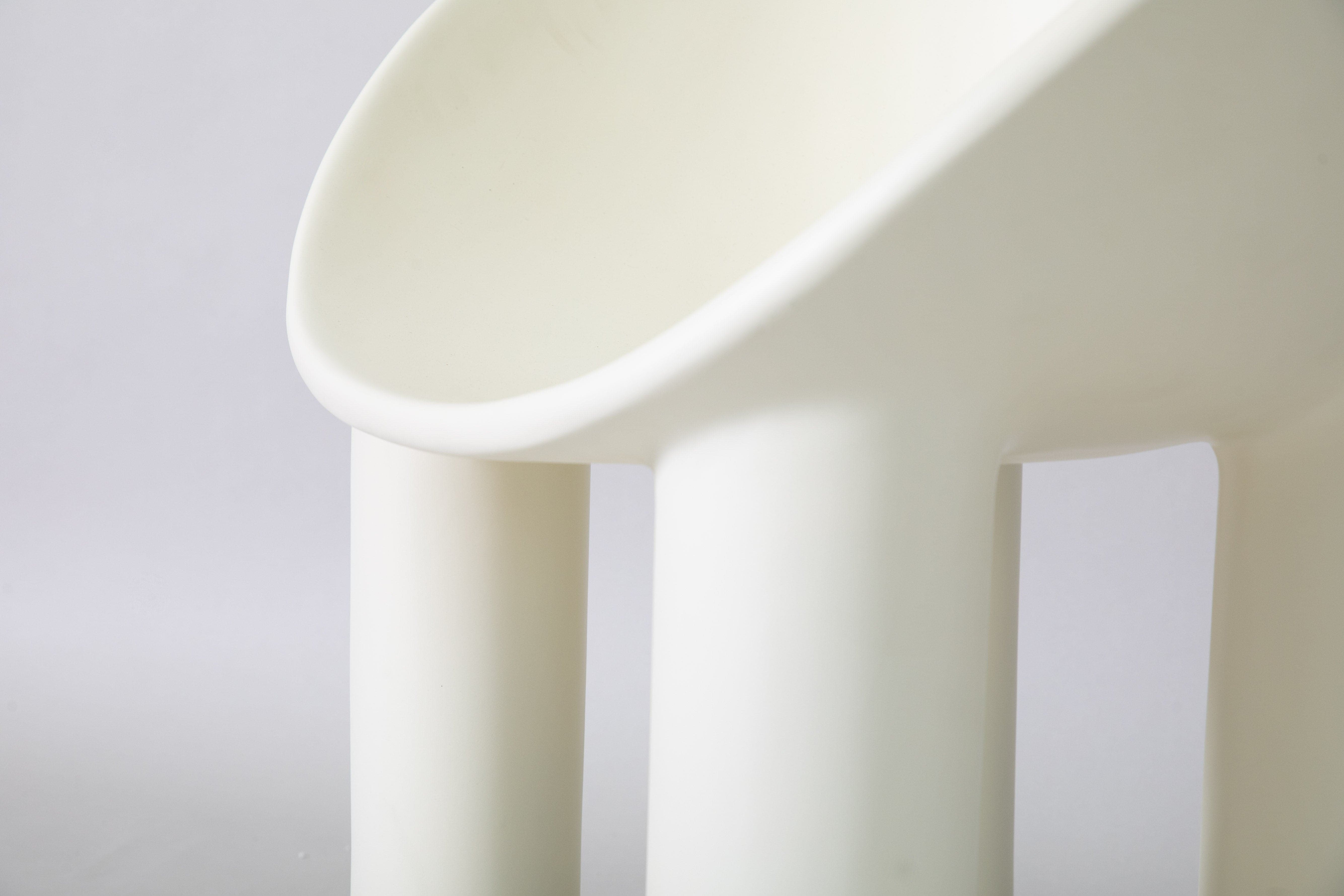 roly poly replica fibreglass dining chair