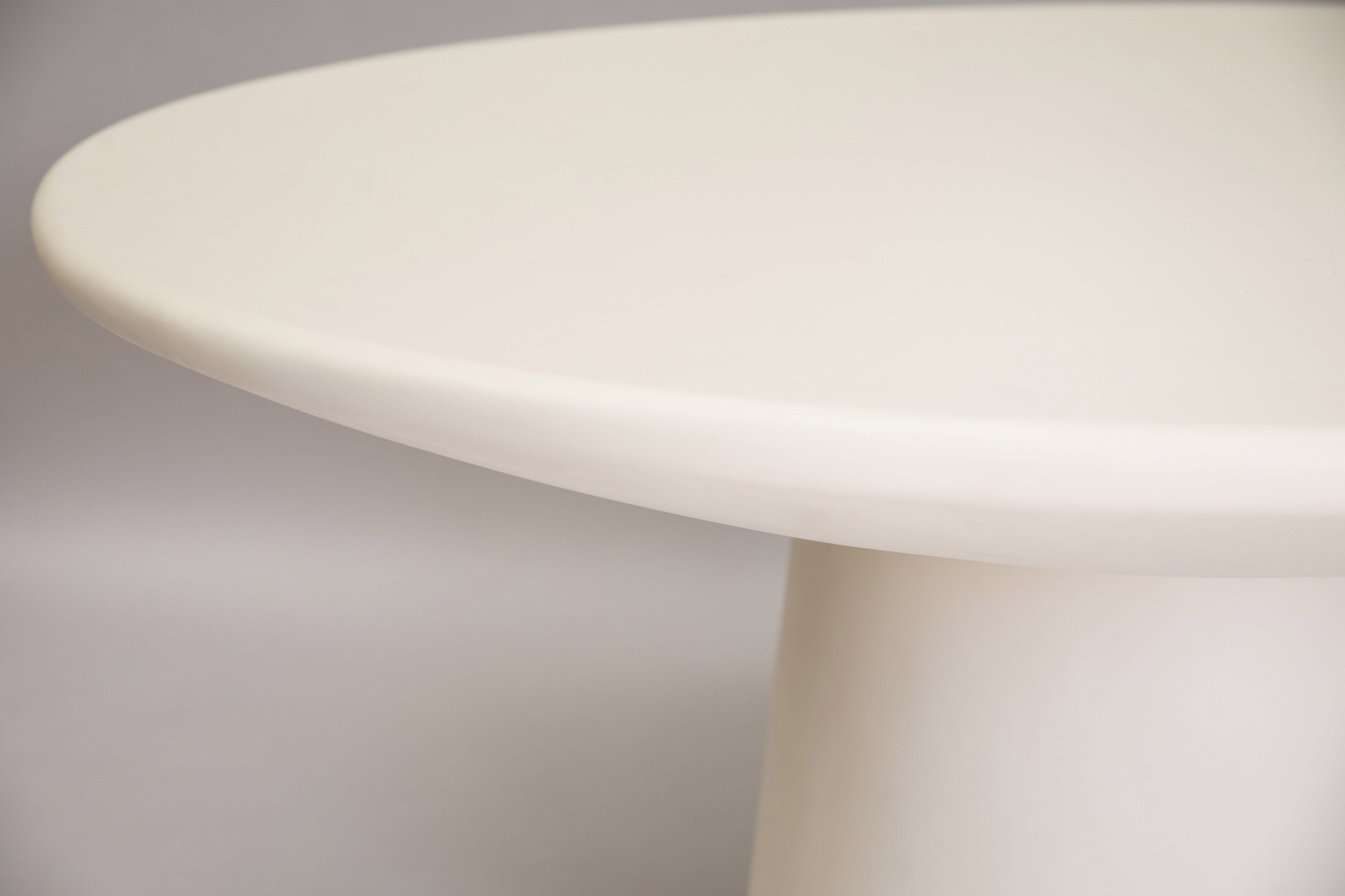 roly poly replica dining table