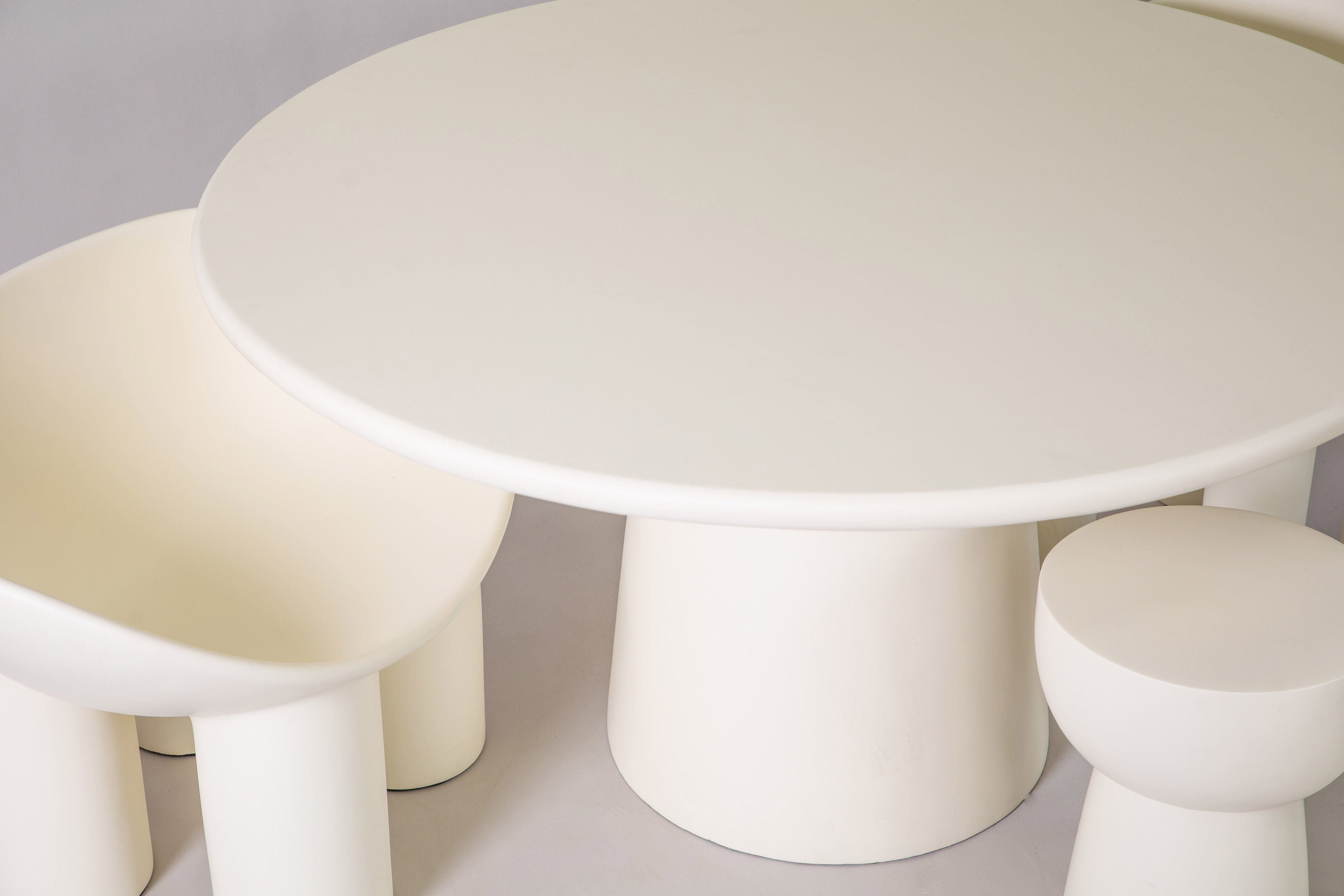 roly poly replica dining table