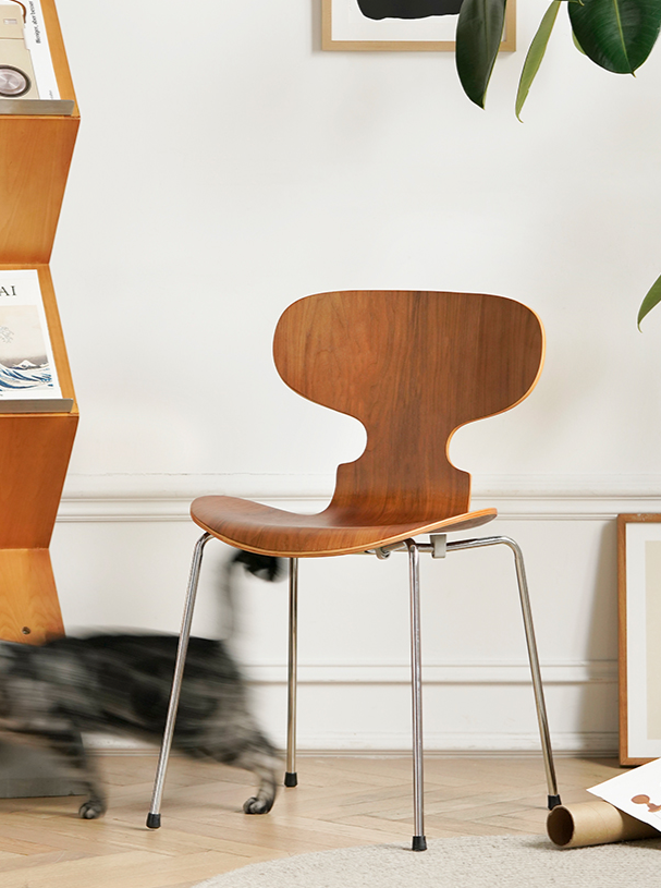 Ant Chair | Arne Jacobsen Replica - The Feelter