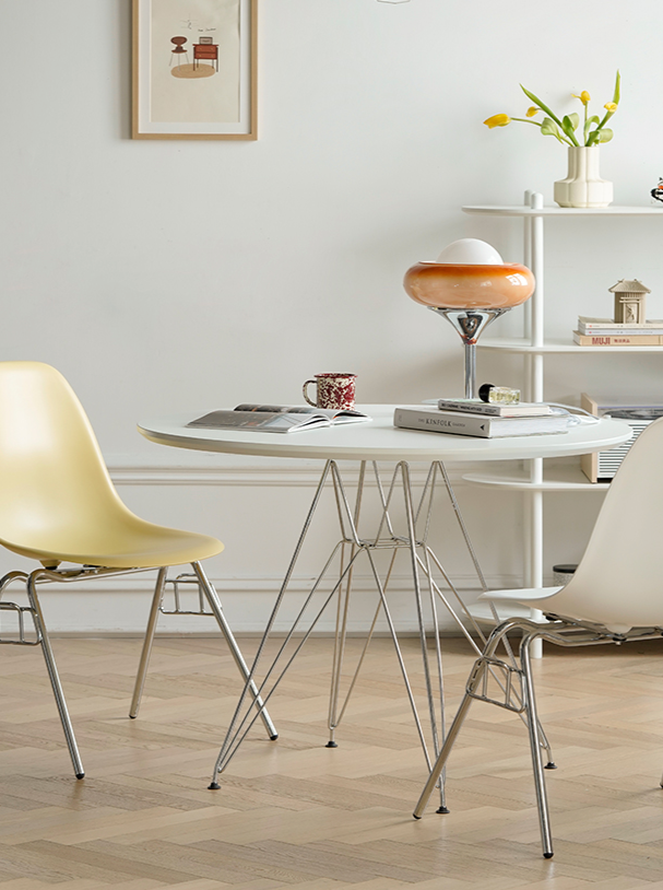 DSS Stacking Chair | Charles and Ray Eames Replica