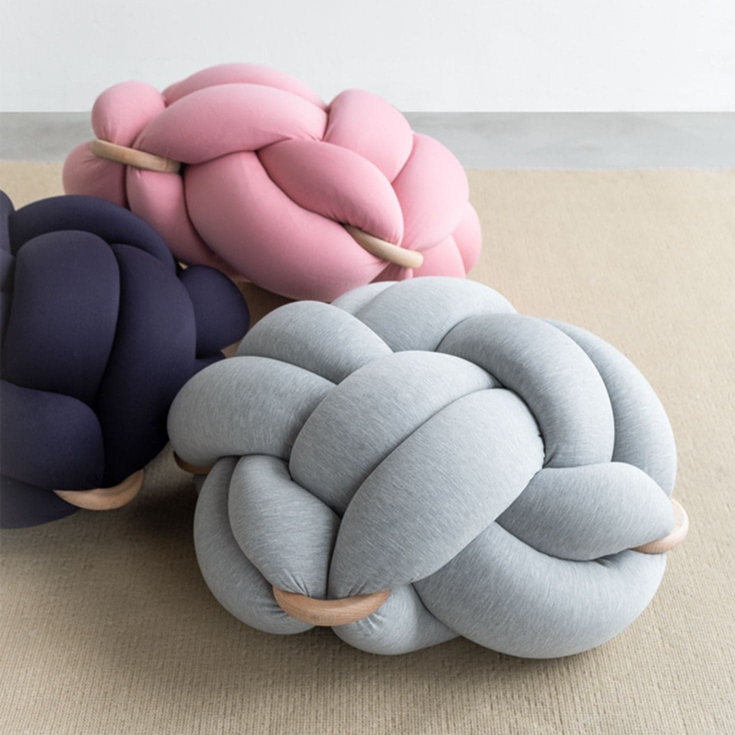 Knot Ottoman - The Feelter