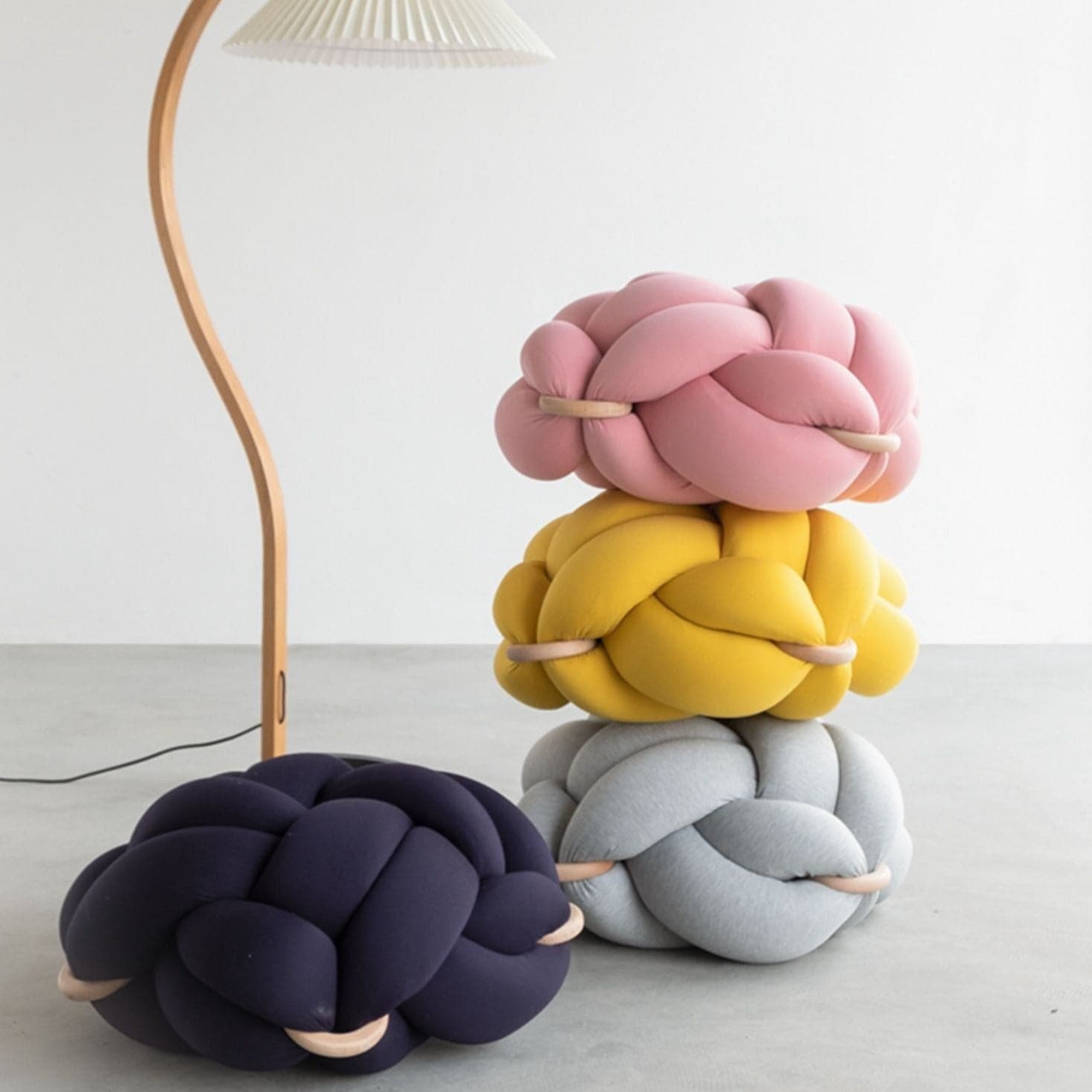 Knot Ottoman - The Feelter